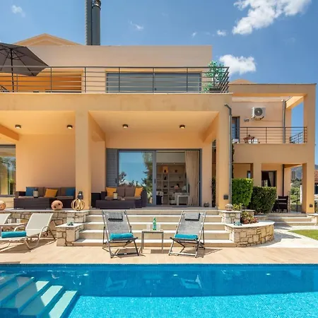 Serena, Eastern Corfu By Whitedream فيلة *